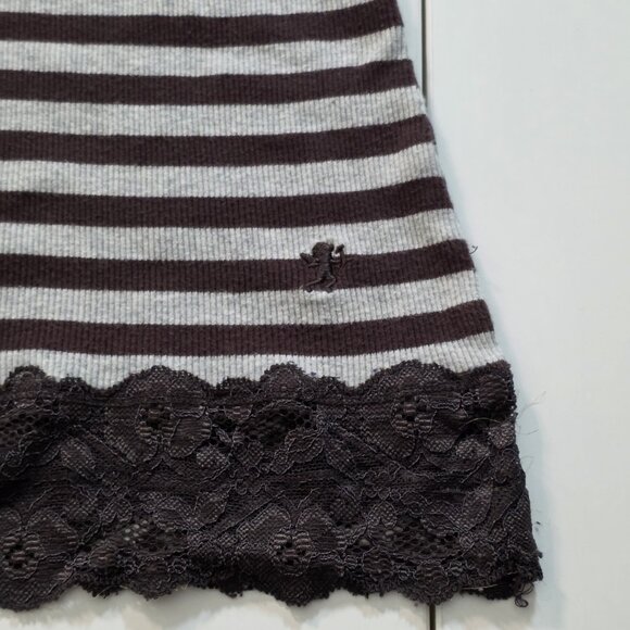 EDC by Esprit Top Women XL Gray Brown Sleeveless Lace Trim Stripe V Neck Y2K VTG - Picture 9 of 13